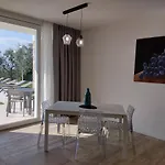 La Rondinella Feriehus *